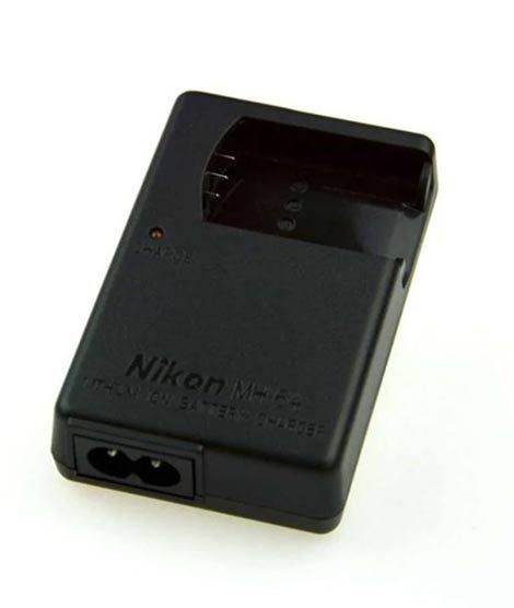 Nikon Li-ion Battery Charger MH-64 Black (VEA003EA)