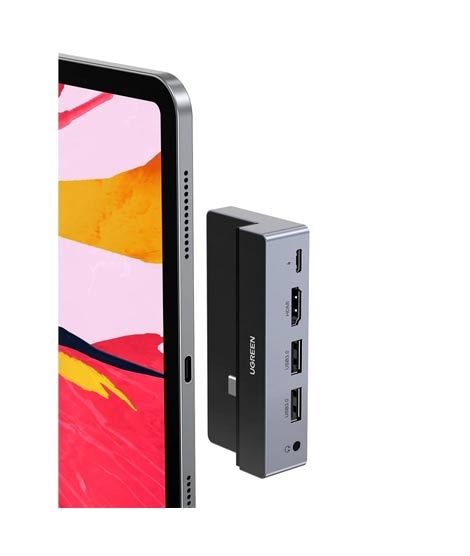 Ugreen 5-in-1 USB-C Hub For iPad Pro (70688)