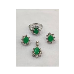 Gilgit Bazaar Emerald Stone Silver Set (24)